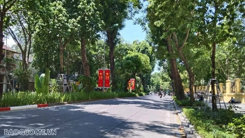 Hanoi sets up public viewing infrastructure for 80th Independence Day celebrations