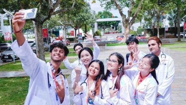 India to be first country to send students to Vietnam for Master’s Degrees in medicine