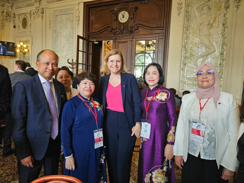 Vietnamese NA Vice Chairwoman holds bilateral meetings on APF-50 sidelines Vietnamese NA Vice Chairwoman holds bilateral meetings on APF-50 sidelines