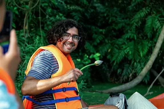 Stepping back into pure memories Stepping back into pure memories