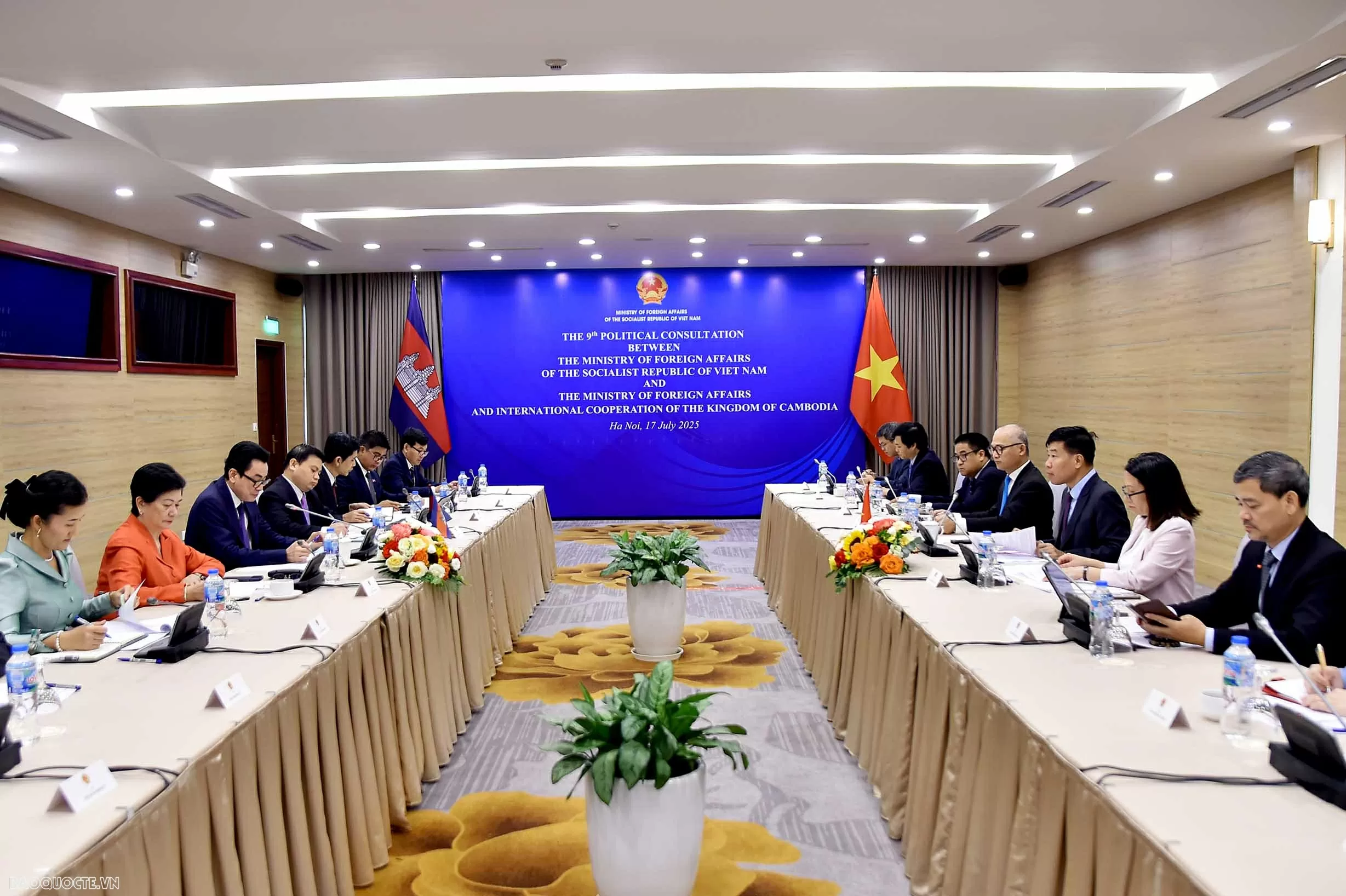 Vietnam, Cambodia officials hold 9th Political Consultation in Hanoi