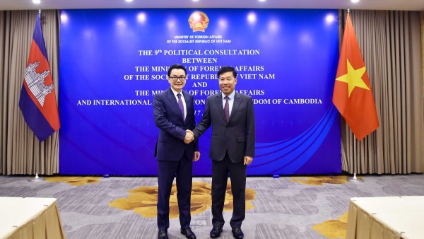 Vietnam, Cambodia officials hold 9th Political Consultation in Hanoi