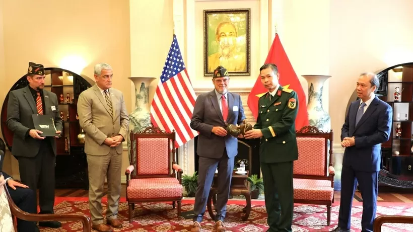 Vietnamese Embassy holds ceremony to receive wartime artifacts returned from U.S.