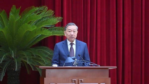 Party General Secretary To Lam presides over 12th plenum on setting general goals and strategic breakthroughs for 2025-2030 term