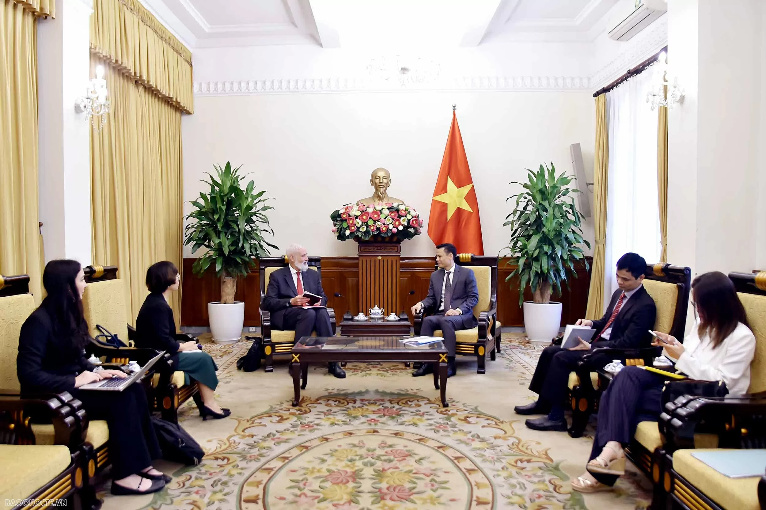 Deputy FM works with diplomats of Morocco, Switzerland, Senegal