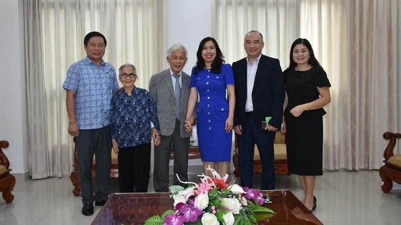 Deputy FM congratulates Vietnamese-French professors on Legion of Honour promotion