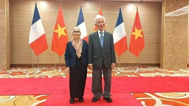 the Vietnamese-French professor spouses Tran Thanh Van and Le Kim Ngoc (Photo: baochinhphu.vn) the Vietnamese-French professor spouses Tran Thanh Van and Le Kim Ngoc (Photo: baochinhphu.vn)