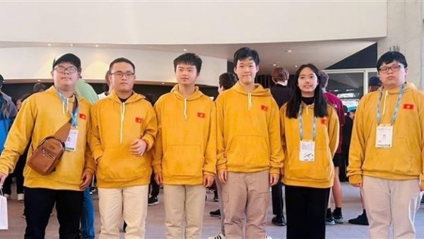 Vietnam shines in top 10 at International Math Olympiad 2025 in Australia
