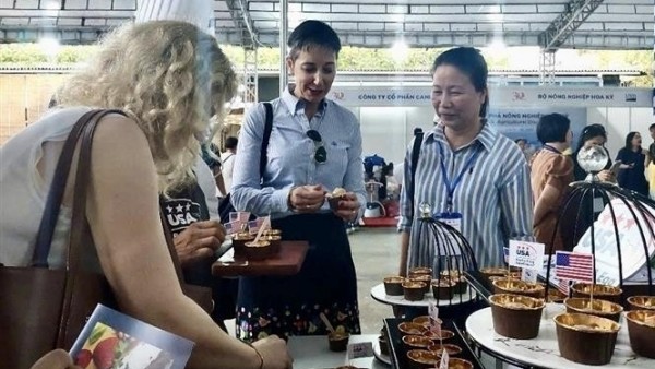 US promotes farm goods to Vietnamese market