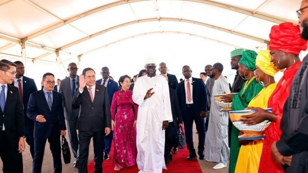 National Assembly Chairman Tran Thanh Man arrives in Dakar for official visit to Senegal