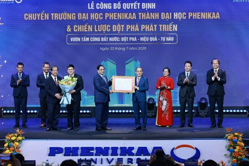 PM calls on Phenikaa University to become model for new-generation private universities