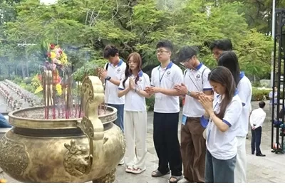 Vietnam Summer Camp 2025: A moment of silent reverence on the sacred ground of Quang Tri