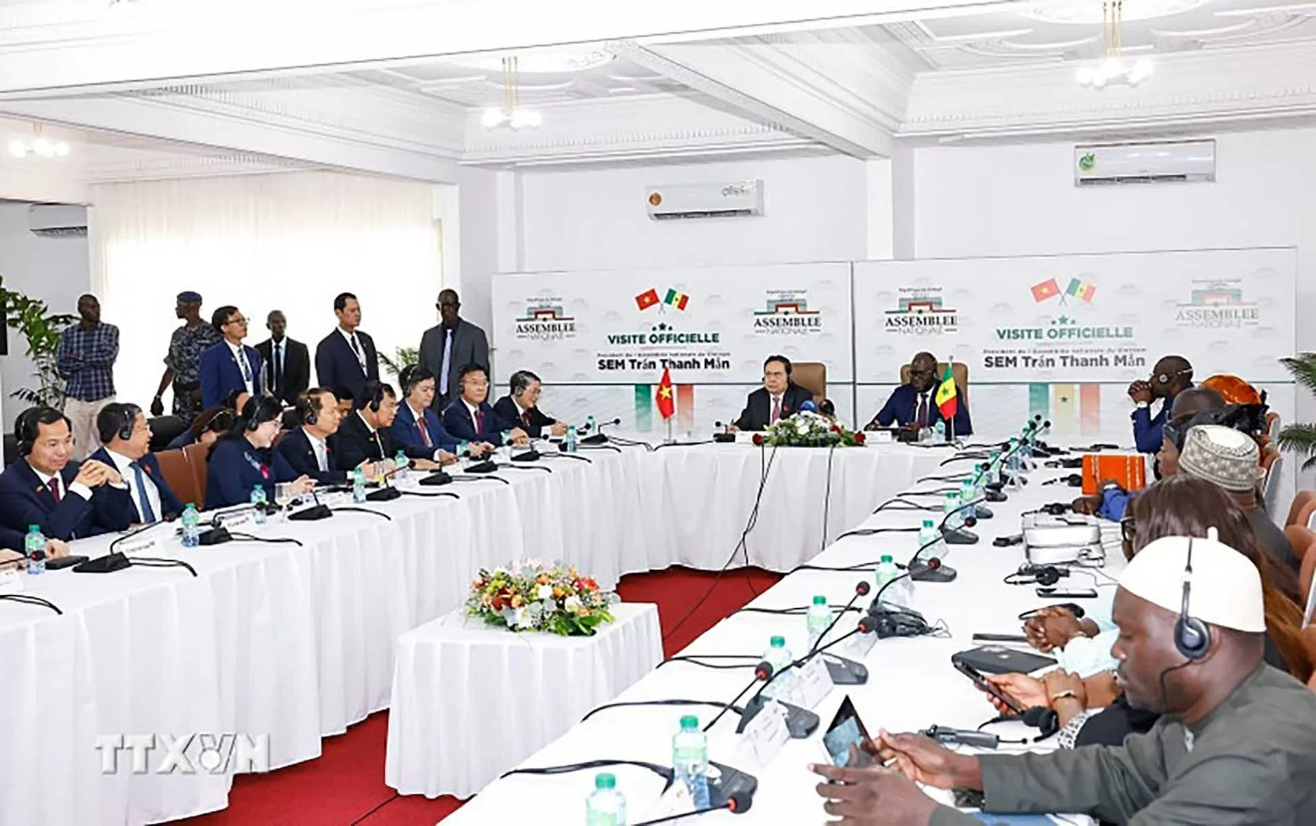 NA Chairman Tran Thanh Man holds talks with Senegalese counterpart in Dakar