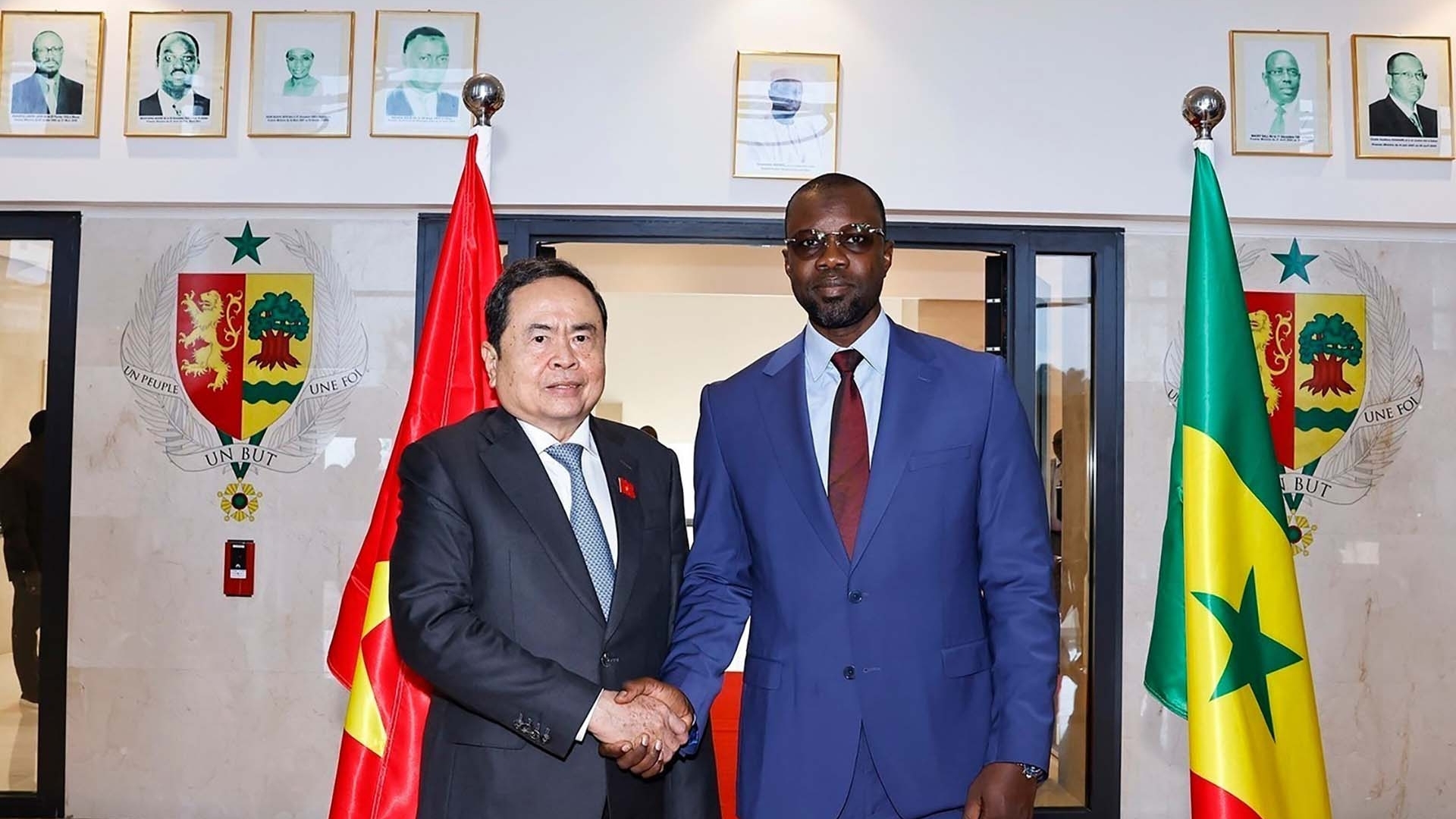 NA Chairman Tran Thanh Man and Senegalese Prime Minister Ousmane Sonko promote cooperation