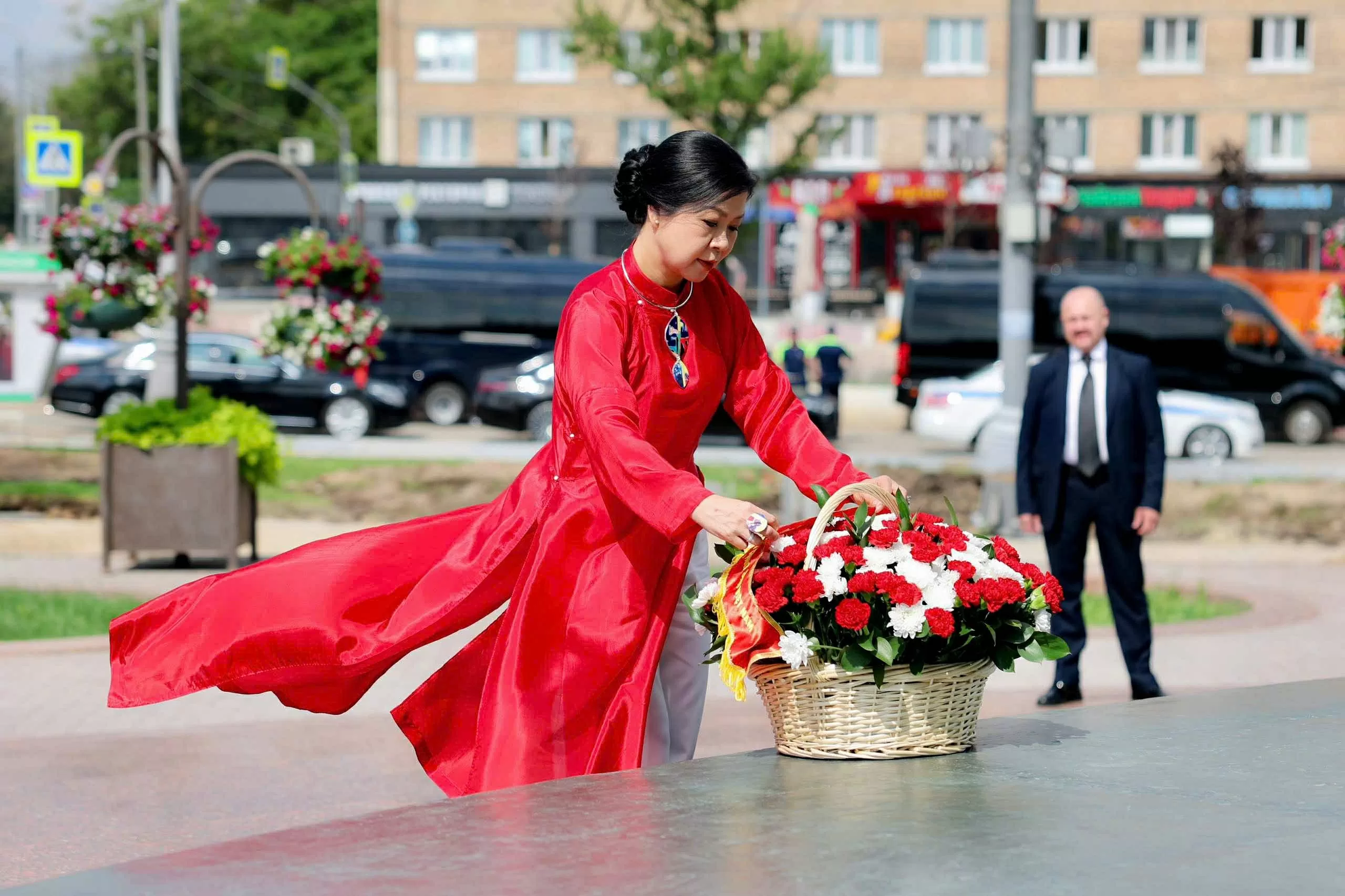 Russian Deputy PM, General Secretary’s Spouse hold meeting on cultural and educational cooperation