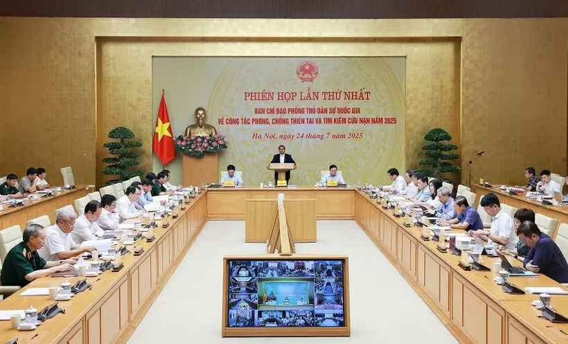 Communes, wards, and special zones must act as “fortresses” in civil defence: PM at disaster prevention meeting