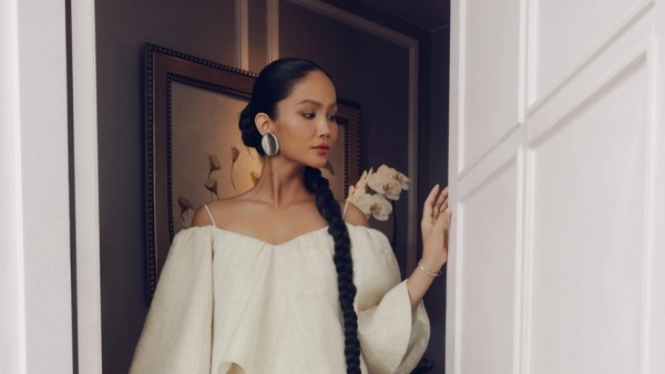 H’Hen Nie and Xuan Hanh embrace sustainable fashion rooted in tradition