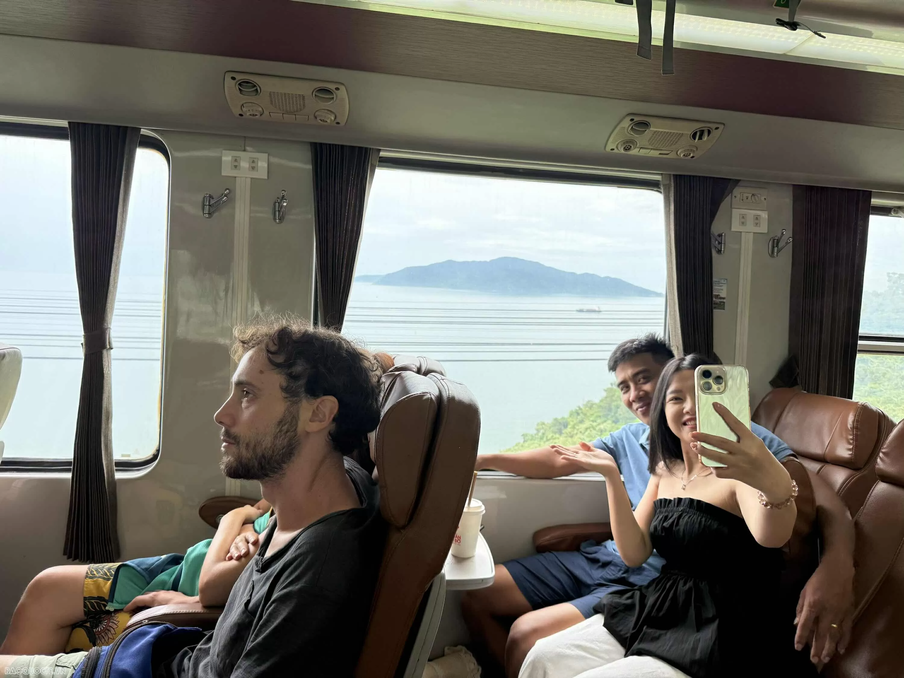 Da Nang-Hue Heritage Train: Travelling back in time to the ancient capital Da Nang-Hue Heritage Train: Travelling back in time to the ancient capital