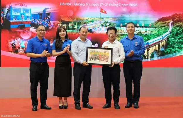 Youth train journey back to the roots: Traveling to deepen the love for a heroic nation