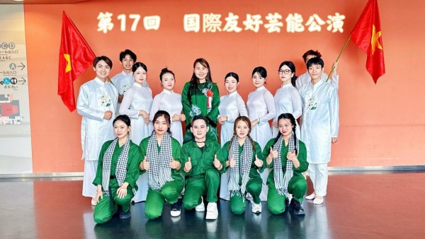 Vietnamese community participates in International Friendship Art Performance in Japan's Kansai