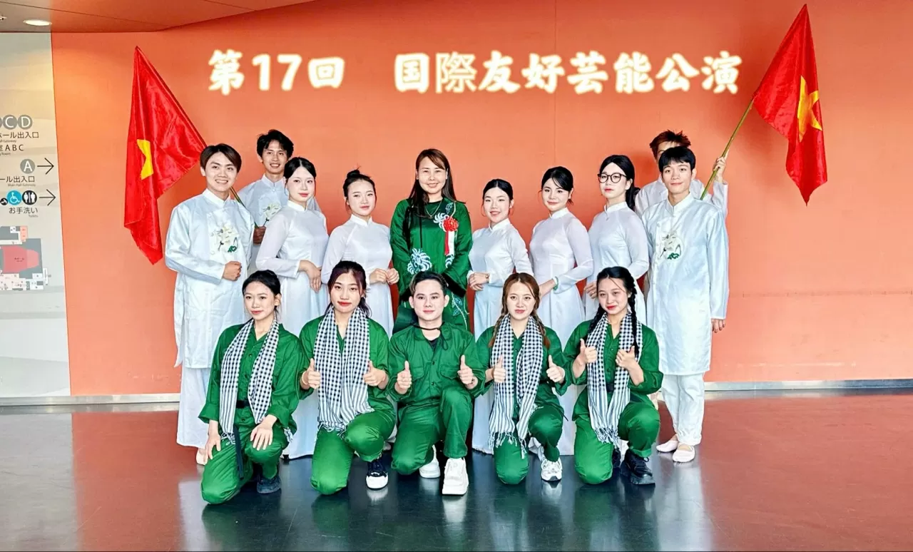 Vietnamese community participates in International Friendship Art Performance in Japans Kansai
