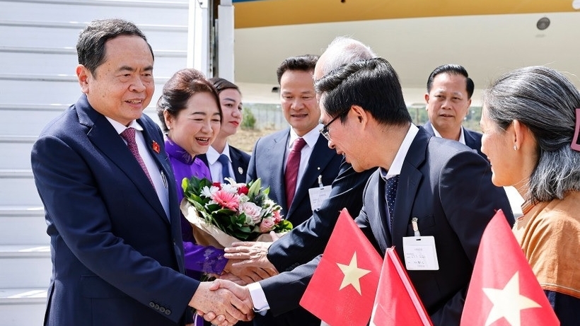 NA Chairman Tran Thanh Man arrives in Switzerland to attend World Conference of Speakers of Parliament