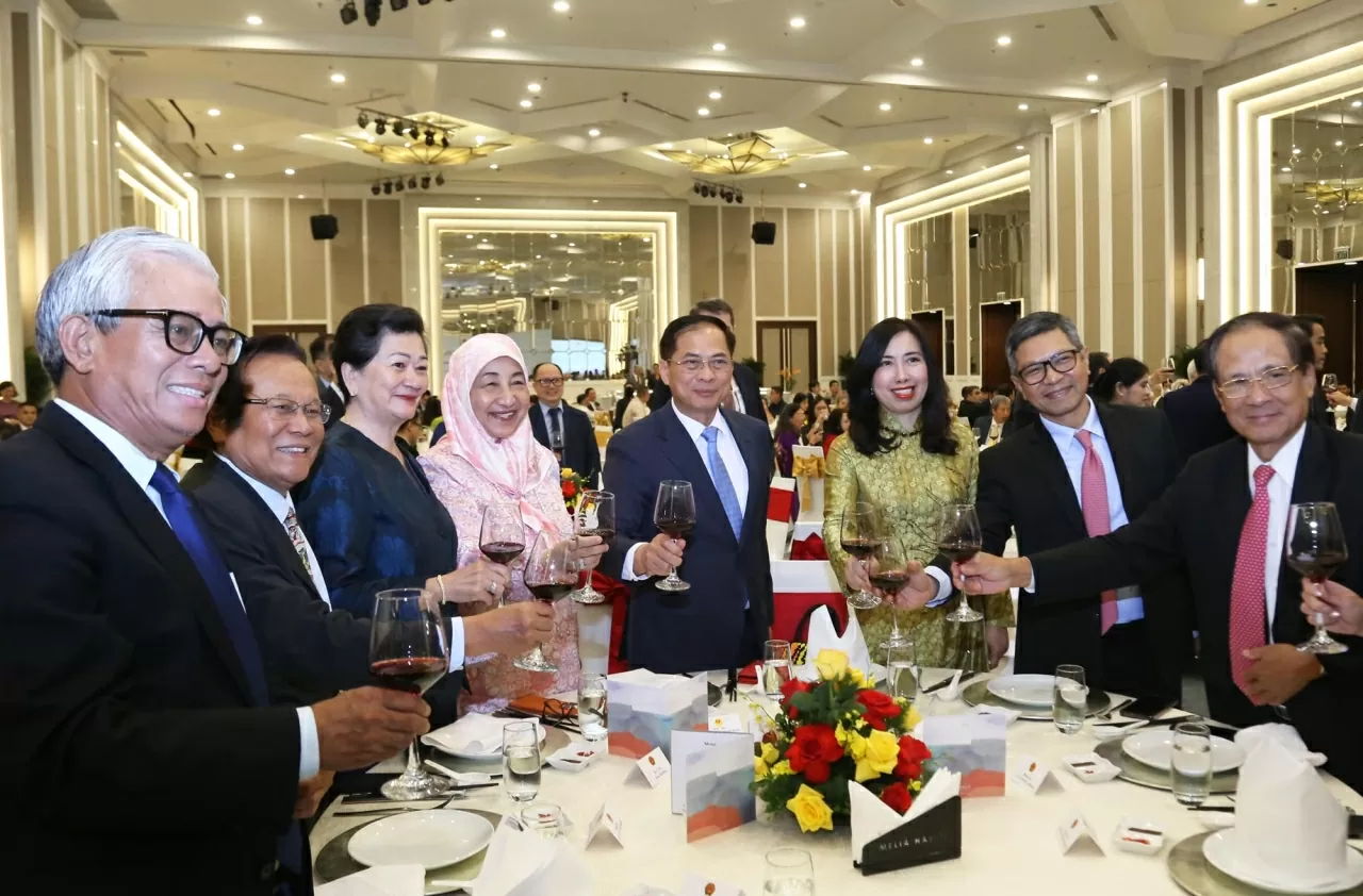 Celebrating 30 years of Vietnam’s ASEAN membership: A journey of integration for peace, stability, and development Celebrating 30 years of Vietnam’s ASEAN membership: A journey of integration for peace, stability, and development