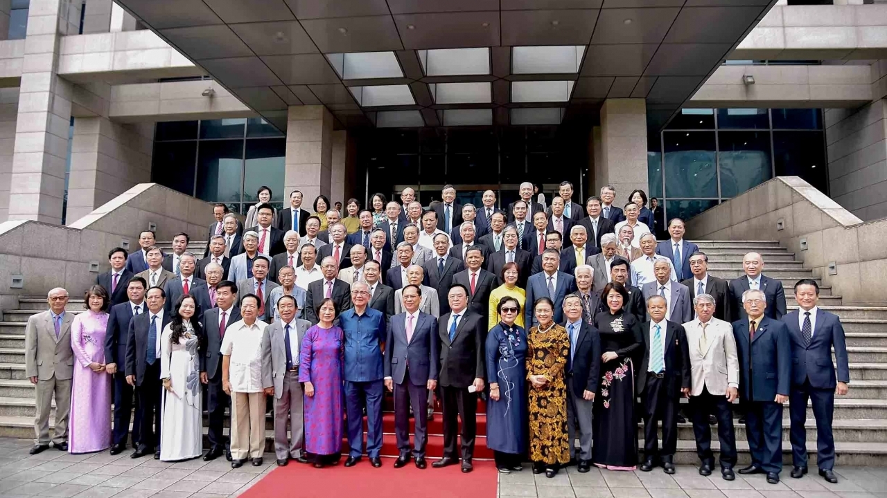 Conference discusses Vietnam’s proud 80-year diplomatic journey and its contribution to shaping a new era