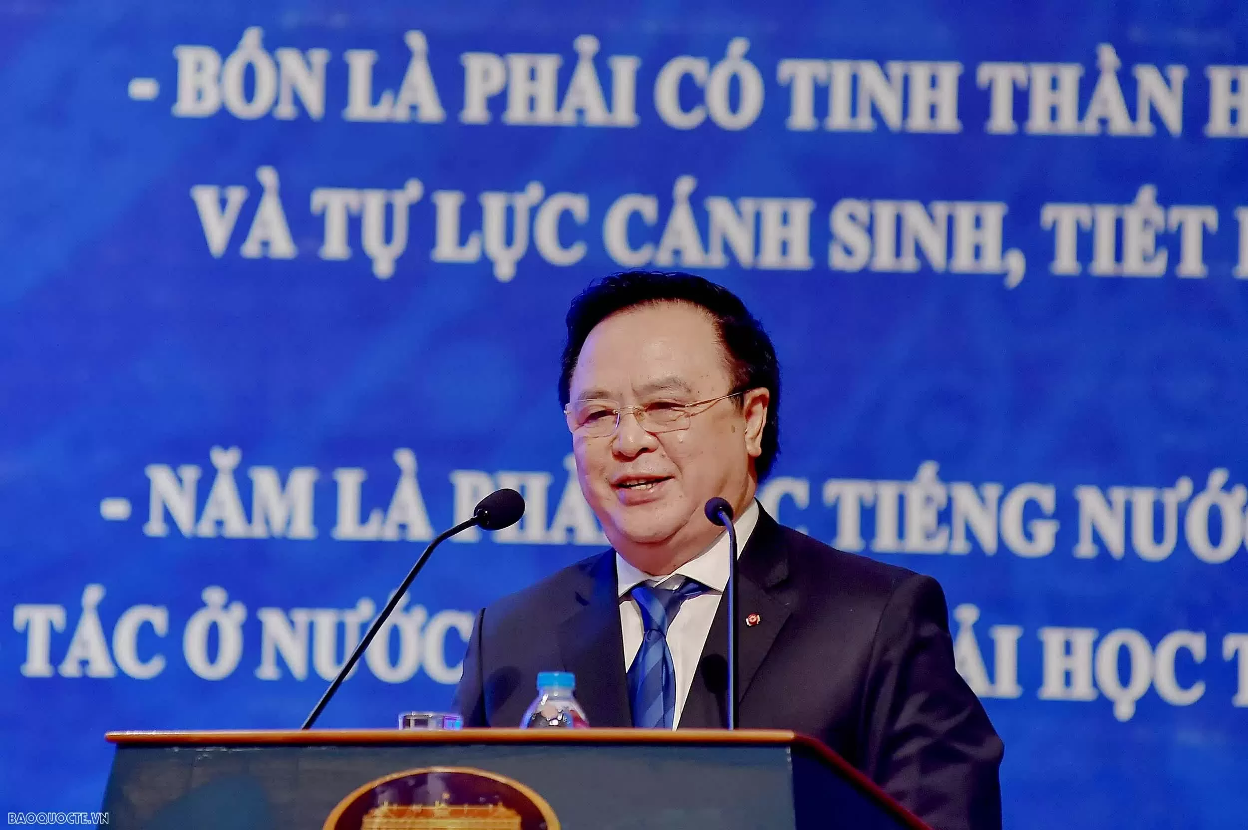 Continuing the glorious 80-year journey of Vietnams Diplomacy, leading the country into a new era Continuing the glorious 80-year journey of Vietnams Diplomacy, leading the country into a new era