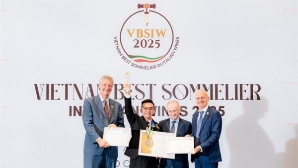 Vietnam crowns first national champion in Italian wine sommelier competition in HCM City