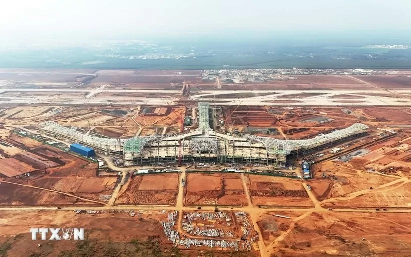 Vietnam, UK look to boost railway, aviation collaboration Vietnam, UK look to boost railway, aviation collaboration