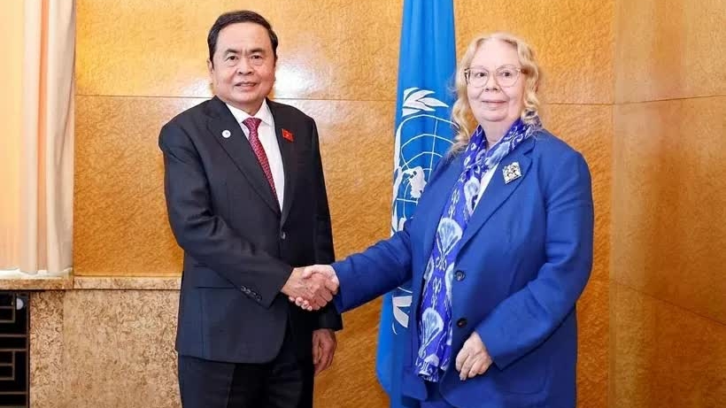 NA Chairman Tran Thanh Man meets with Director General of the UN Office at Geneva