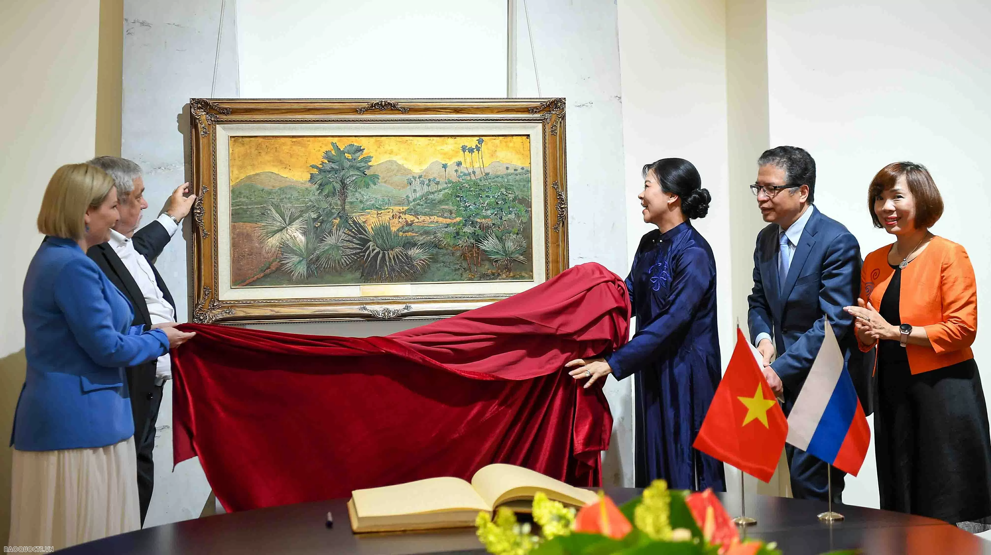 Vietnamese Ao Dai Displayed in the Heart of Russia