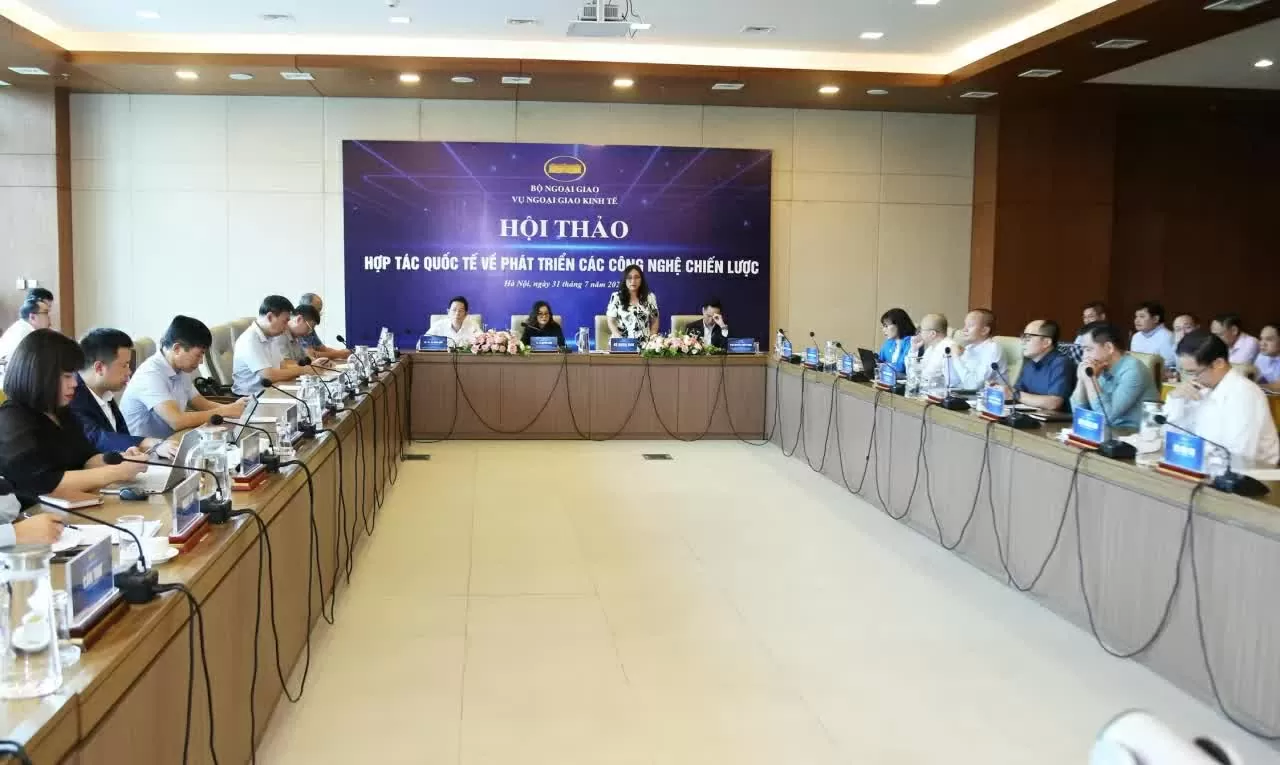 Promoting international cooperation in developing strategic technologies: Focused orientation, practical actions Promoting international cooperation in developing strategic technologies: Focused orientation, practical actions