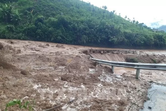 Prime Minister orders urgent response to floods, landslides in northern provinces Prime Minister orders urgent response to floods, landslides in northern provinces