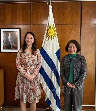 Vietnam-Uruguay strengthen cooperation, promote multilateral links