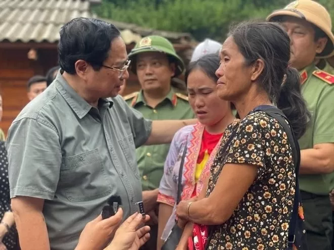 Prime Minister requests urgent actions to support residents affected by natural disasters