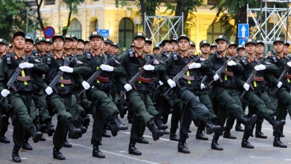Hanoi police organises rehearsal for  ‘Festival for a Peaceful Capital’ parade