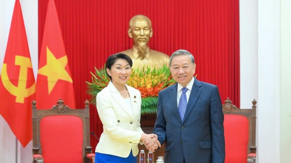 Party  General Secretary To Lam welcomes Japanese lawmaker Obuchi Yuko in Hanoi
