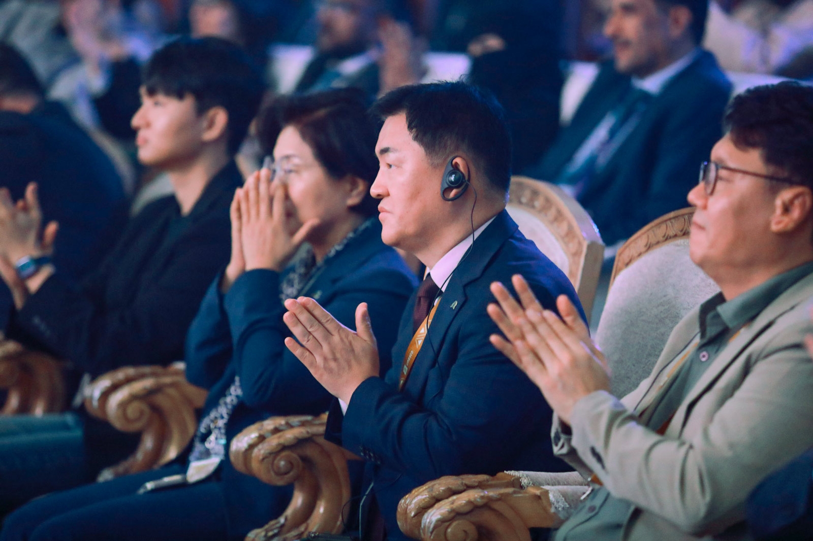 On the Journey to the Global Network of Learning Cities  Part V: Without City Status, Does Membership Still Hold?