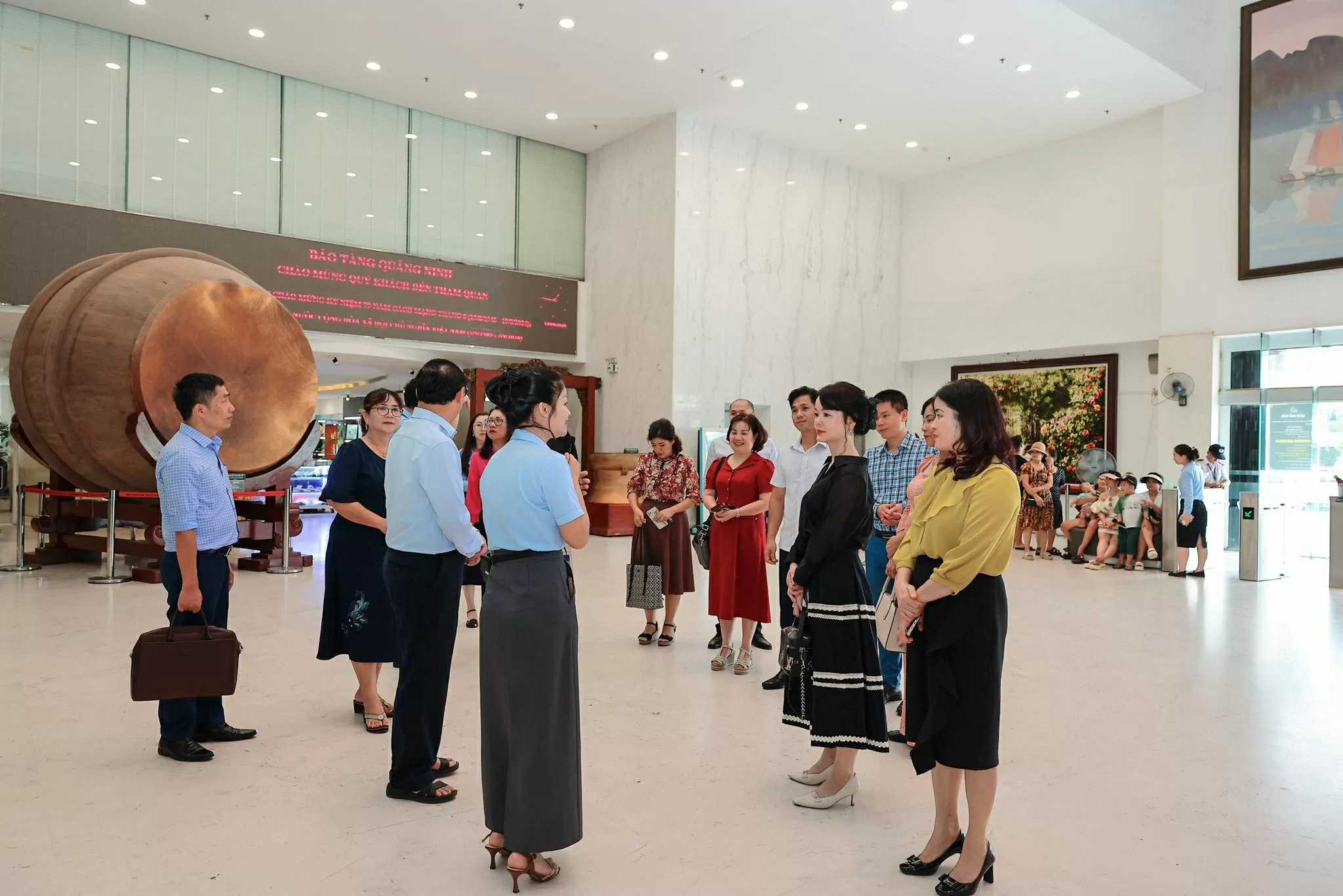 On the Journey to the Global Network of Learning Cities  Part V: Without City Status, Does Membership Still Hold?