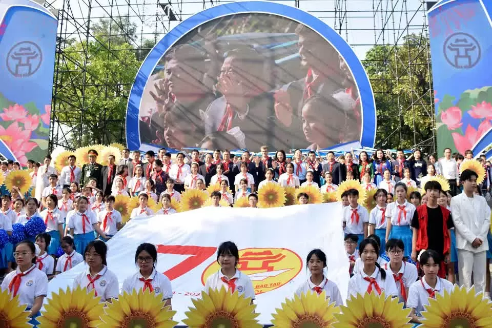 Hà Nội - “Thành phố vì hòa bình” và “Thành phố sáng tạo” của UNESCO – là đại diện duy nhất của Việt Nam tham gia ứng cử tư cách thành viên Mạng lưới Thành phố học tập toàn cầu của UNESCO năm 2025 Hà Nội - “Thành phố vì hòa bình” và “Thành phố sáng tạo” của UNESCO – là đại diện duy nhất của Việt Nam tham gia ứng cử tư cách thành viên Mạng lưới Thành phố học tập toàn cầu của UNESCO năm 2025