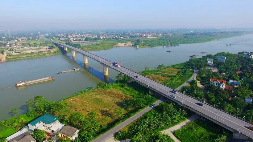 Phu Tho leads the Northern Midlands and Mountainous Region in economic growth Phu Tho leads the Northern Midlands and Mountainous Region in economic growth