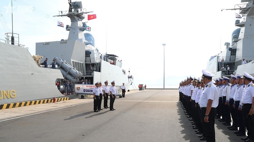 Vietnam navy ship and delegation depart for ASEAN multilateral exercise