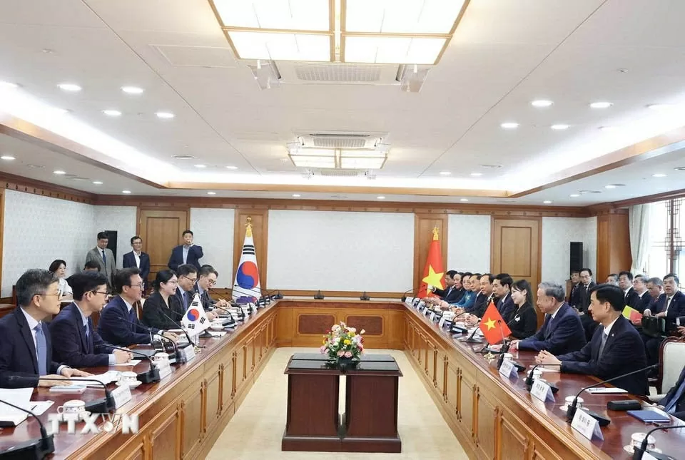 Party General Secretary To Lam meets with Korean Prime Minister Kim Min Seok