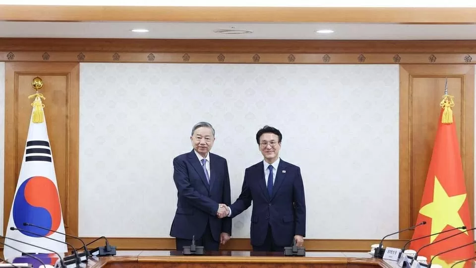 Tổng Bí thư Tô Lâm hội kiến Thủ tướng Hàn Quốc Kim Min Seok. (Nguồn: TTXVN)