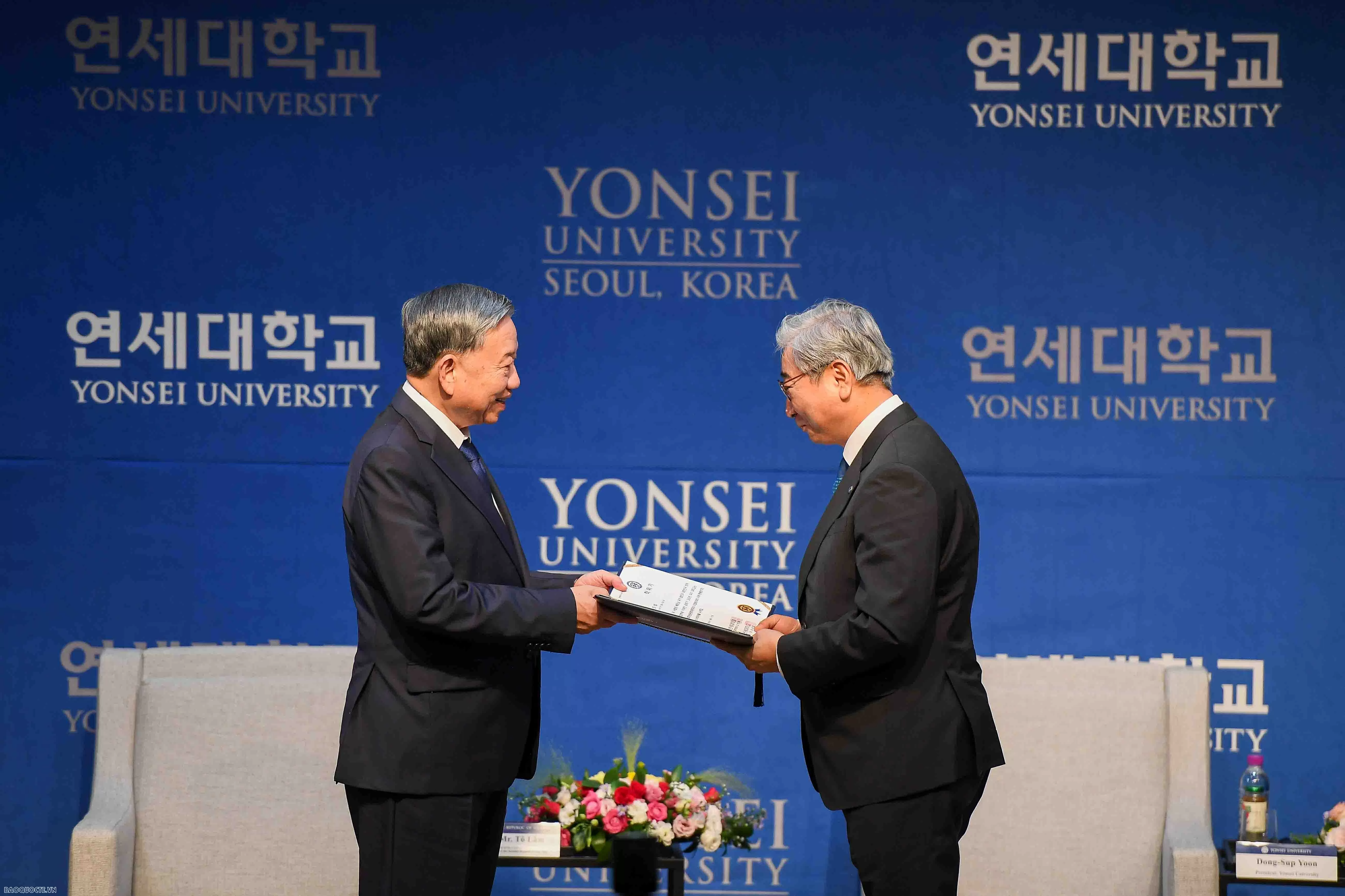 Party General Secretary To Lam delivers keynote address at RoK’s Yonsei University Party General Secretary To Lam delivers keynote address at RoK’s Yonsei University