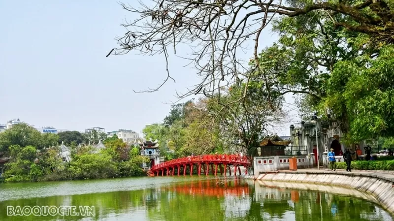 Assoc. Prof. Dr. Tran Dinh Thien: Hanoi needs to establish a distinctive development vision