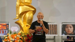 Exhibition showcases two photo books on Vietnam’s Strength and Ho Chi Minh City by photographer Nguyen A