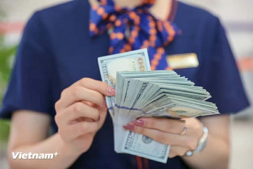 Reference exchange rate slightly increases on August 13